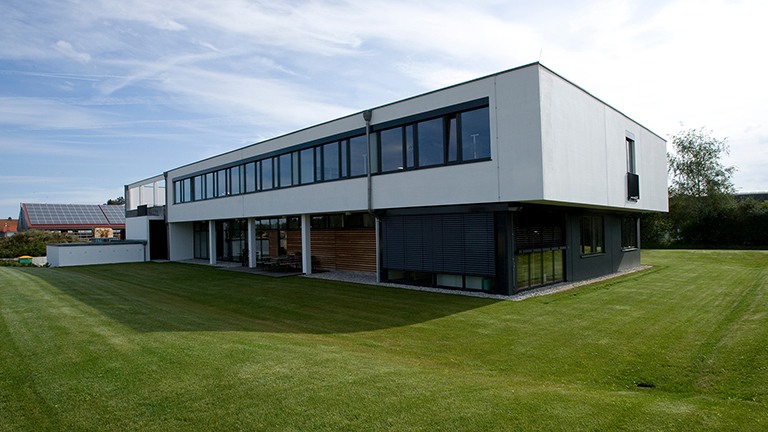 wegweisend, Zielsetzung, Eleganz, Trend, Zusammenarbeit, umgesetzt, maßgeblich, entscheidend, Full Service Werbeagentur, Analytik, analyein, auflösen, Wissenschaft, Durchführung, systematisch, Untersuchung, Sachverhalt, Faktor, Komponente, Trennung, erheben, Daten, Datenerhebung, Auswertung, praktisch, Praxis, Anleitung, Prozessoptimierung, Ergebnisoptimierung, Bewertung, Unternehmensanforderung, Kundenanforderung, sammeln, Information, suchen,  Lifestyle, gezielt, USP,  Aufbau, Verbesserungspotenzial, Indiz, Zahl, Fakt, essenziell, essentiell, unabdingbar, Wesen, Ding, Essenz, gehören, Bestandteil, organisiert, Aufspüren, Zusammenhang, Inhalt, Branding,  kommunikativ, Alleinstellungsmerkmal, verteidigungsfähig, zielgruppenorientiert, wirtschaftlich, Preis, Zeit, Qualität, Verkaufspsychologie, herausragend, Leistungsmerkmal, bezeichnet, Dienstleistung, deutlich, Abhebung, Veritabel, wahr, Bedeutung, angewandt, genau, entsprechend, wahrhaft, echt, wirklich, Kundenvorteil, Unique Selling Point, Mehrwert, Konkurrenz, Abheben