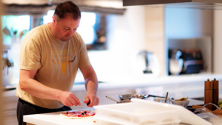 , Orte, Shoppingtipps, Lebensart, Norden, wichtig, Modezentren, verwunderlich, Boutiquen, prestigeträchtigsten, Marken, Markt, südländisch, Flair, Emotionen, duftet, frisch, Cafebar, reges, Treiben, einzigartig, Weinliebhaber, Weinabteilung, Antipasti, Aufstriche, Dolci, Backen, Dessert, BIO-Produkte, Colazione, italienisches Frühstück, Essig, Öl, Fisch, Meeresfrüchte, Geschenkbox, Getränke, Gewürze, Kaffee, Pesto, Saucen, Pistazien, Prosecco, Reis, Snacks, Spirituosen, Süßigkeiten, Abruzzen, Apulien, Basilicata, Emilia Romagna, Kalabrien, Kampanien, Lombardei, Piemont, Sardinien, Sizilien, Südtirol, Toskana, Umbrien, Venetien